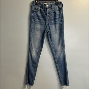 Old Navy Super Skinny Ultra High Waist Jeans